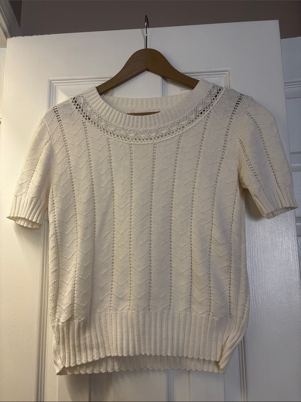 *VINTAGE* Cream Short-Sleeve Knit Sweater